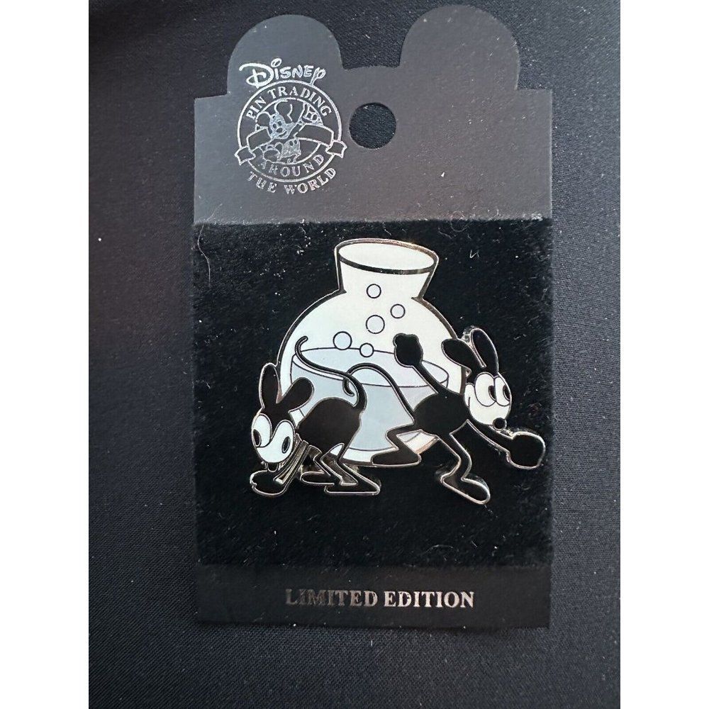 Journey Through Time Pin Event 2003 The Past Map Alice Mice Disney Trading Pin